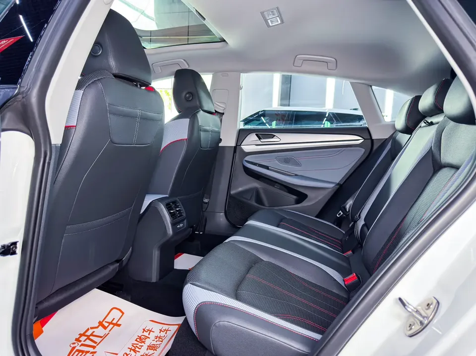 Volkswagen Lamando Lingdu 2025 Lingdu L 280TSI DSG Cool Edition 2024 — миниатюра 3