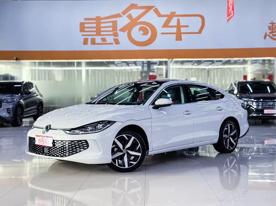 Volkswagen Lamando Lingdu 2025 Lingdu L 280TSI DSG Cool Edition 2024 — фото 1, купить с доставкой в Москву