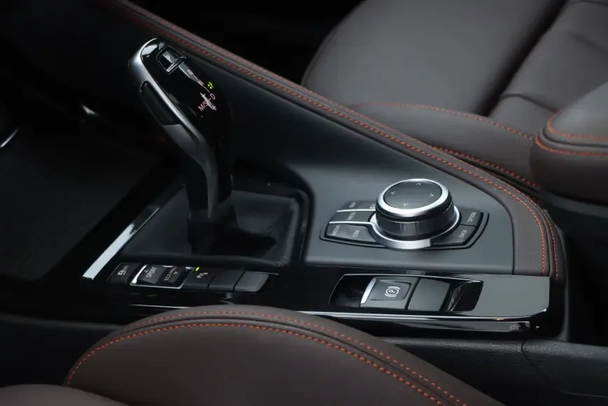 BMW X2 facelift sDrive25i Night Edition 2022 — миниатюра 3