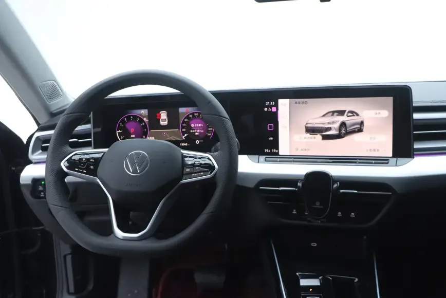 Volkswagen Lamando Lingdu Lingdu L 280TSI DSG Cool Edition 2023 — миниатюра 3