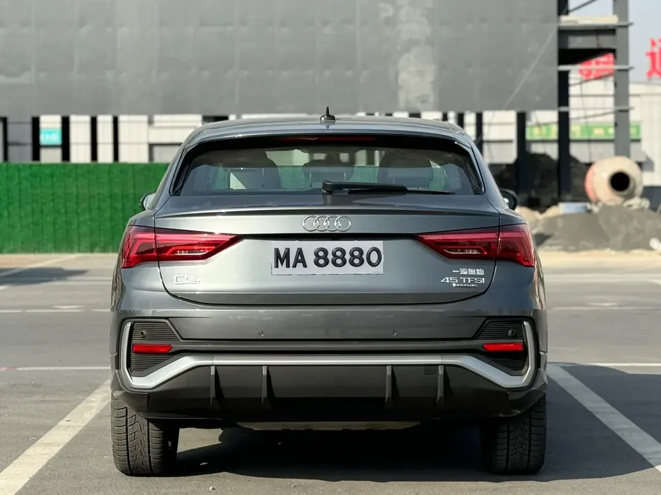 Audi Q3 SPORTBACK Audi Q3 Sportback 2023 45 TFSI quattro Luxury 2022 — thumbnail 2
