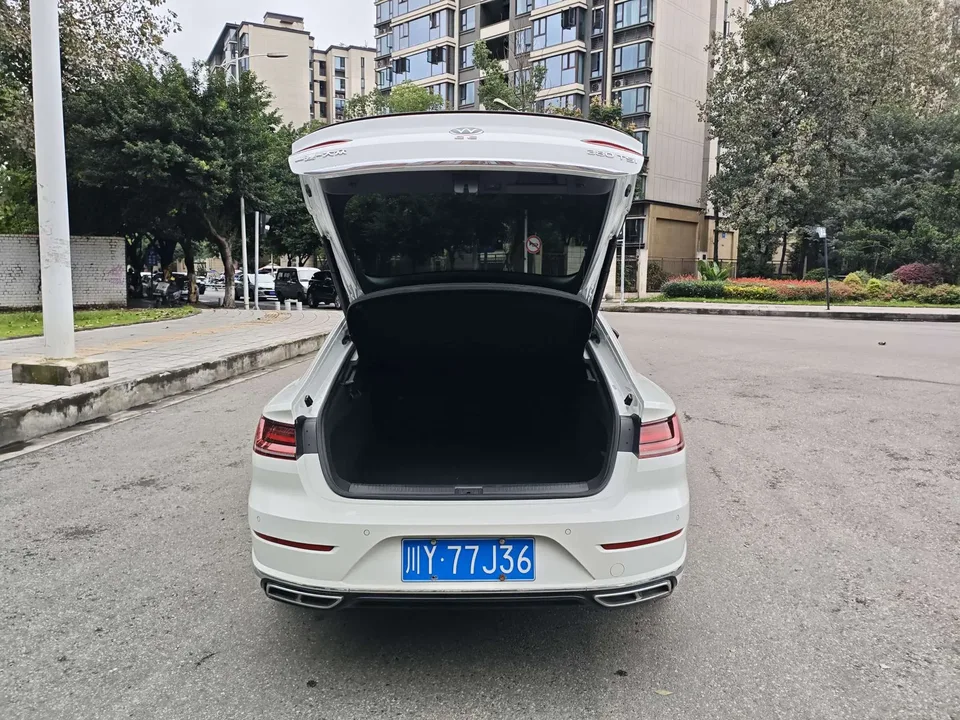 Volkswagen Arteon CC 2021 Volkswagen CC 2021 380TSI eye-catching version 2022 — thumbnail 2