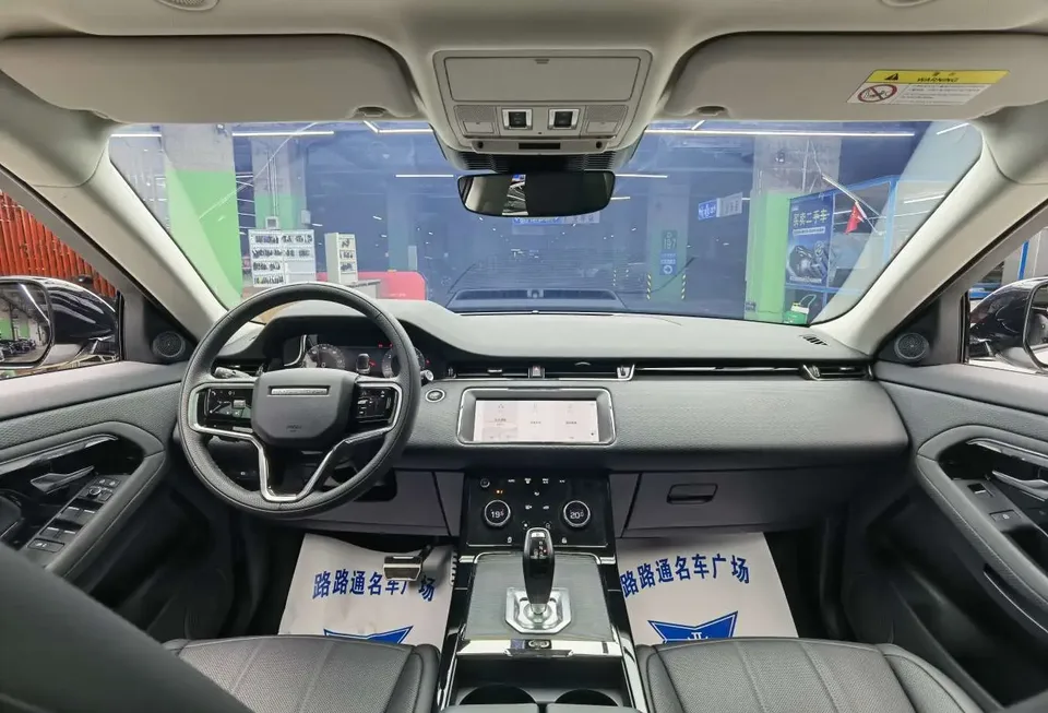 Land Rover Range Rover Evoque Range Rover Evoque 2023 Aurora L 200PS R-Dynamic Standard Elite Edition 2023 — thumbnail 4
