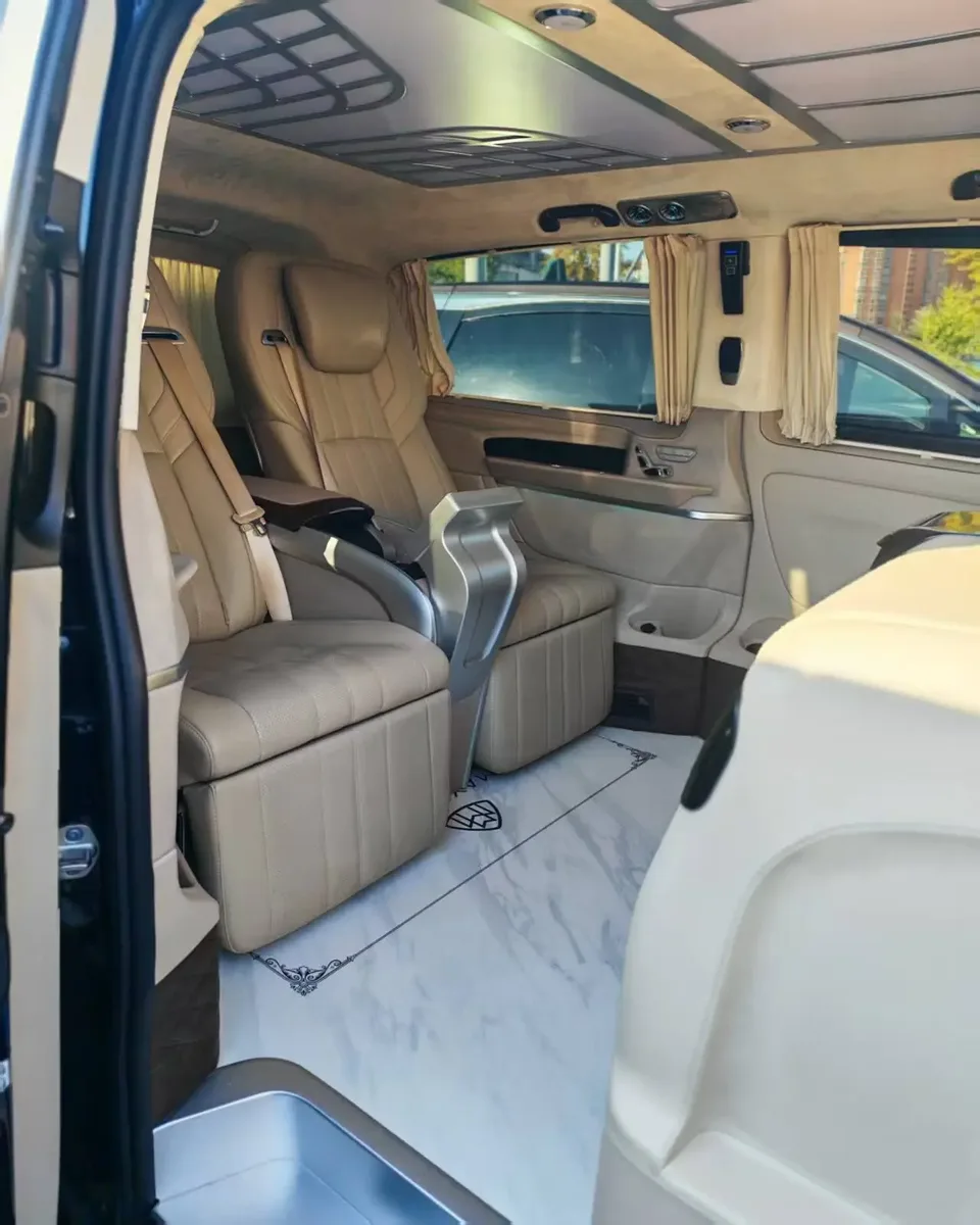 Mercedes-Benz Vito 2.0T Automatic Front-wheel Drive 7-seater Original Customized Edition 2022 — миниатюра 5
