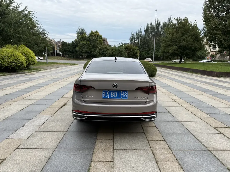 Volkswagen Sagitar 2023 Sagitar 200TSI DSG Flying Edition 2024 — миниатюра 2