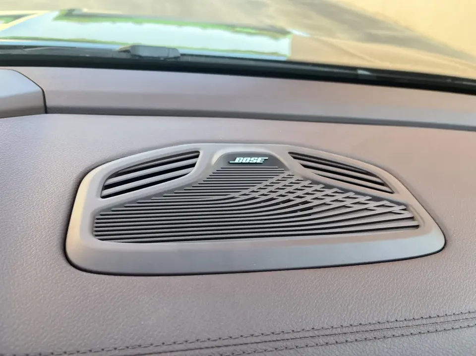 Geely Monjaro 2.0TD High-power Automatic 4WD Flagship Model 2025 — миниатюра 3