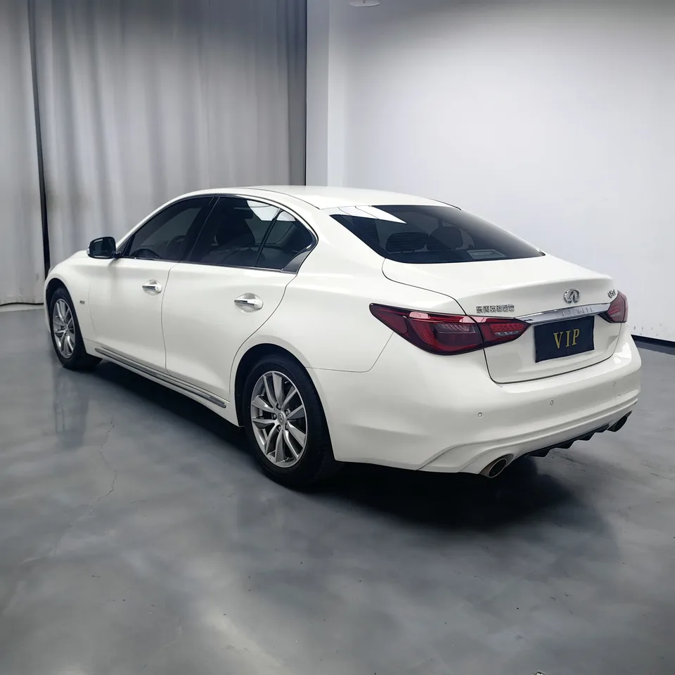 Infiniti Q50L 2.0T Comfort Edition 2022 — миниатюра 2