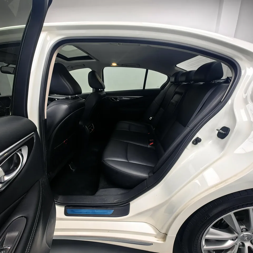 Infiniti Q50L 2.0T Comfort Edition 2022 — миниатюра 4