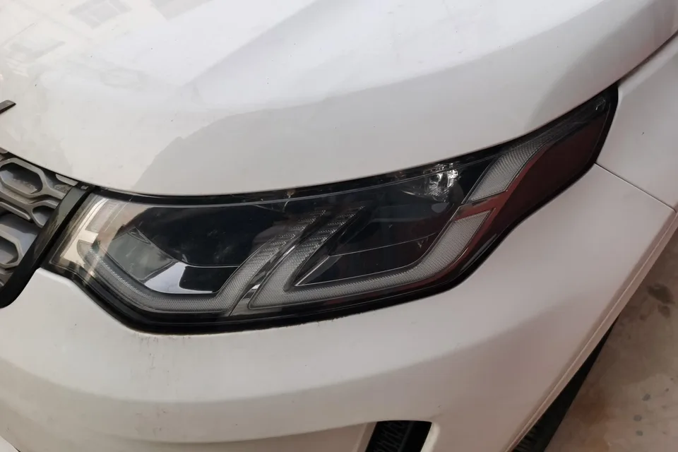 Land Rover Discover Sports Discovery Sport 2022 249PS R-Dynamic S Performance Edition 5 Seaters 2022 — миниатюра 2