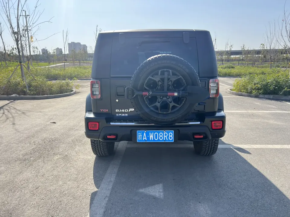 BAIC Beijing Off-road BJ40 Blade Hero Edition 2.0D Automatic 4WD Crossover 2024 — миниатюра 2