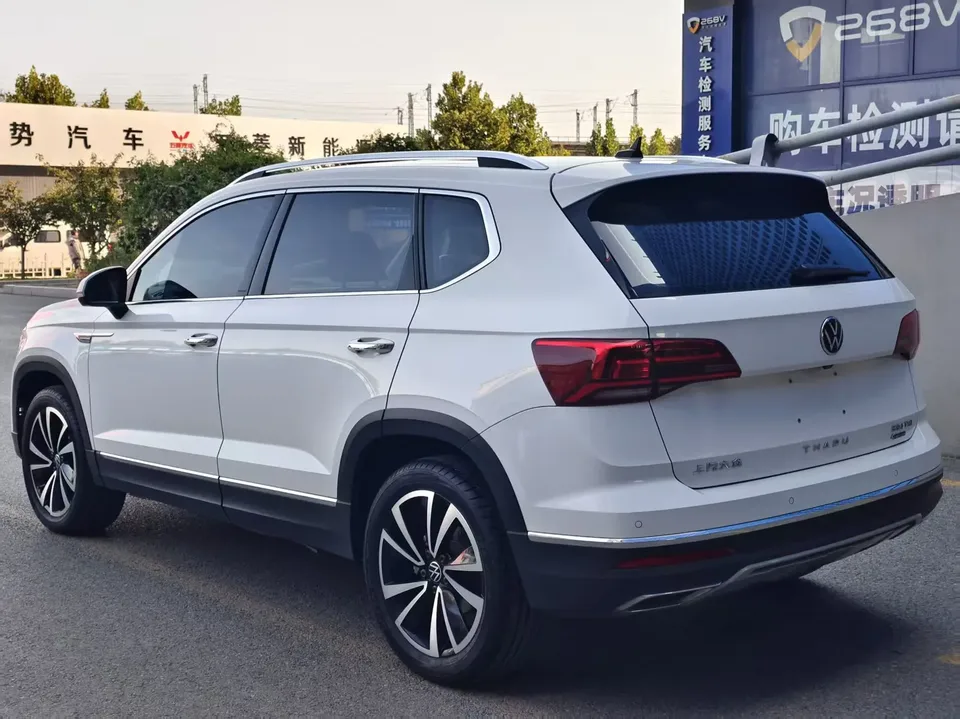 Volkswagen Tharu 330TSI four-wheel drive luxury version 2022 — миниатюра 4