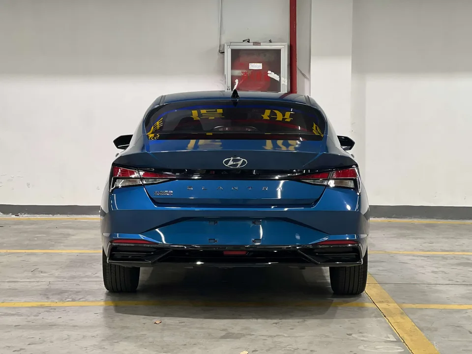 Hyundai Elantra 1.5L CVT GLX Elite Edition 2023 — миниатюра 2