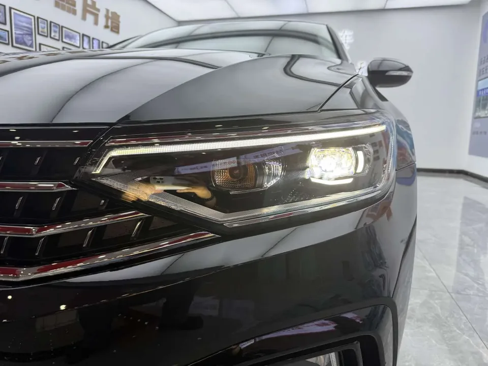 Volkswagen Magotan Magotan 2025 Public Edition 280TSI DSG Comfort Edition 2025 — миниатюра 3