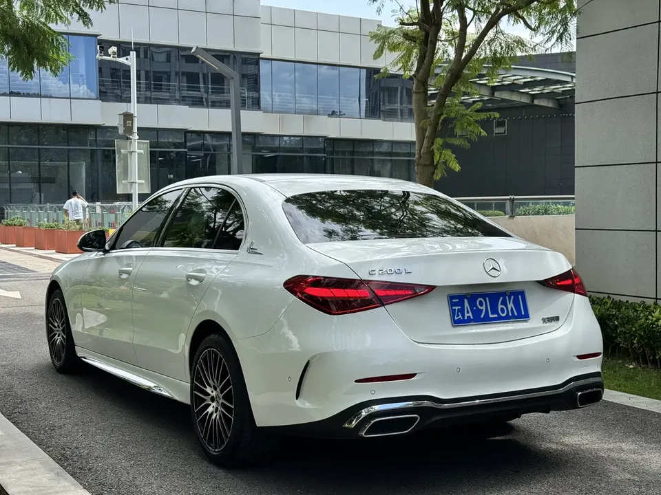 Mercedes-Benz C-Class Mercedes Benz C Class 2023 Facelifted C 200 L Sport 2023 — thumbnail 4