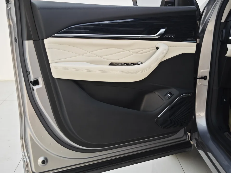 Geely Monjaro 2.0TD High Power Automatic 2WD Flagship Model 2024 — миниатюра 4