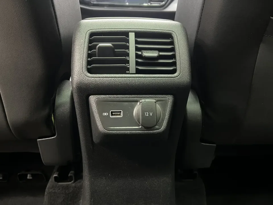 Jetta VS7 Jetta VS7 2022 Black Front Edition 1.4T Automatic Glory Edition Pro 2022 — миниатюра 3