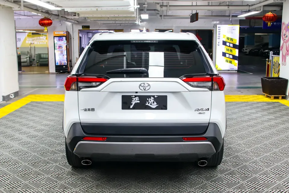 Toyota RAV4 RAV4 2022 2.0L CVT 4WD Fashion PLUS Edition 2022 — thumbnail 2