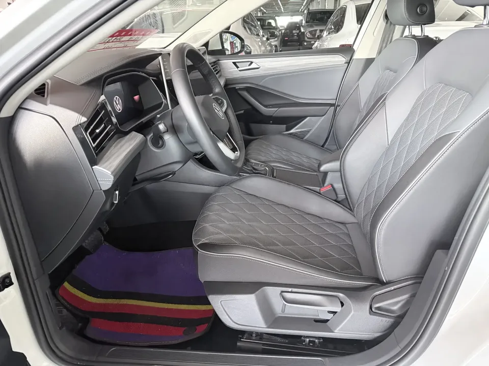 Volkswagen Sagitar Sagitar 2023 2023 Sagitar 300TSI DSG Excellence Edition 2023 — thumbnail 5