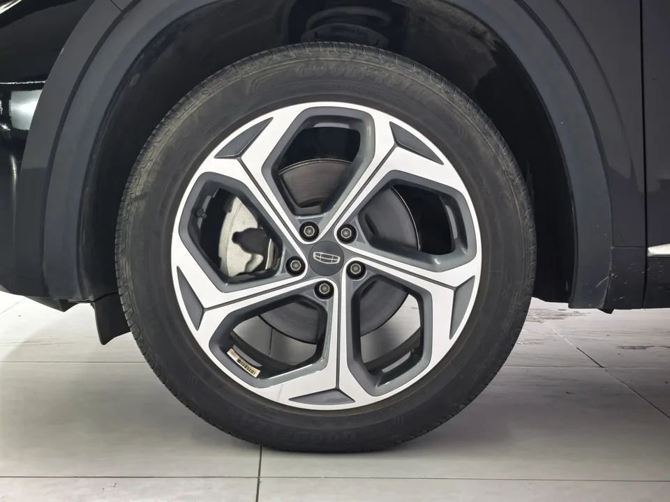 Geely Monjaro Xingyue L 2024 2.0TD High Power Automatic 2WD Yunqi Edition 2024 — thumbnail 3