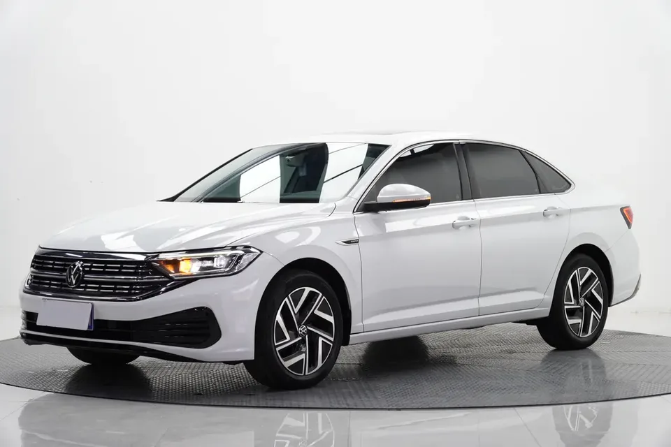 Volkswagen Sagitar 2023 Sagitar 280TSI DSG Beyond Edition 2022 — photo 1, buy with delivery to Moscow