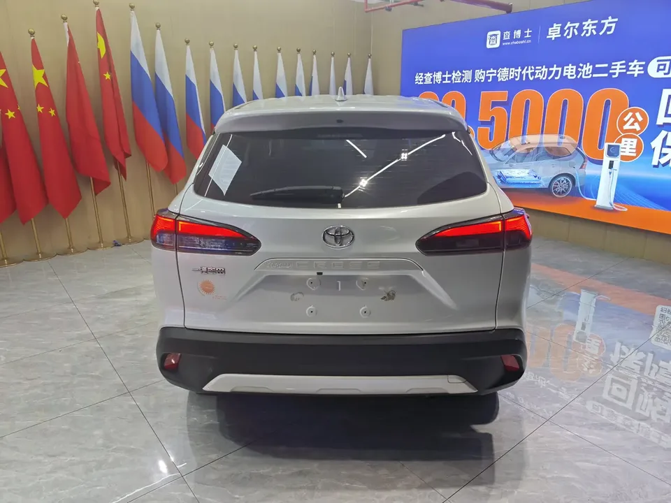 Toyota CorollaCross 2.0L Exclusive Edition 2022 — миниатюра 2