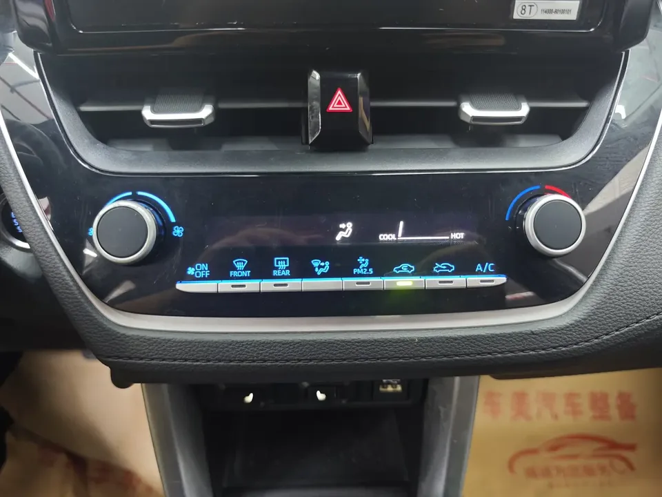 Toyota CorollaCross 2.0L Exclusive Edition 2022 — миниатюра 3