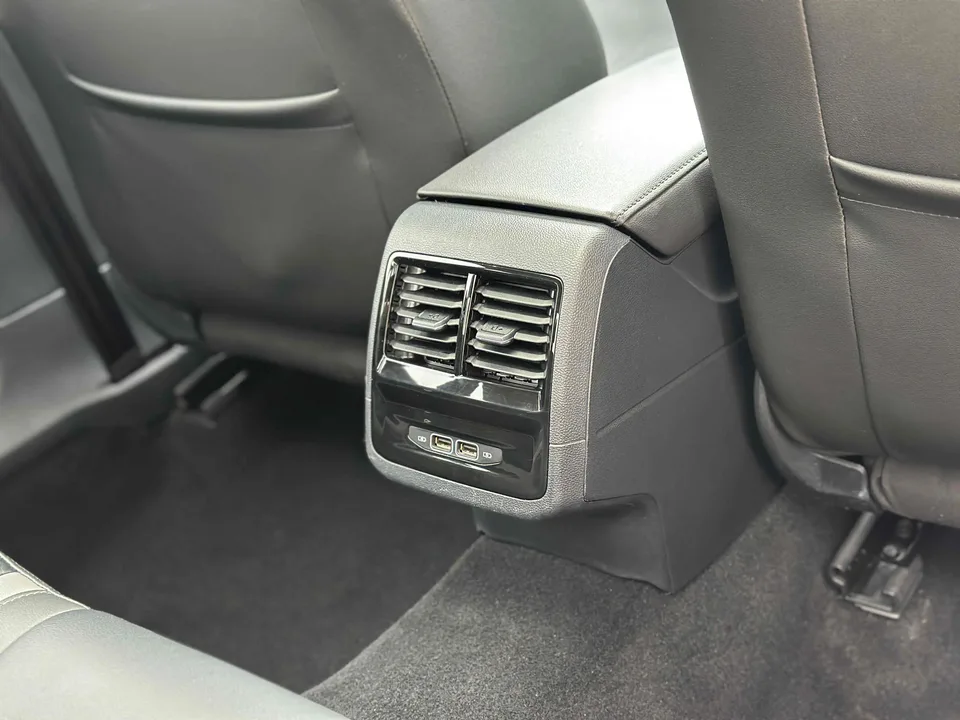 Volkswagen Sagitar Sagitar 280TSI DSG Beyond Edition 2022 — миниатюра 3