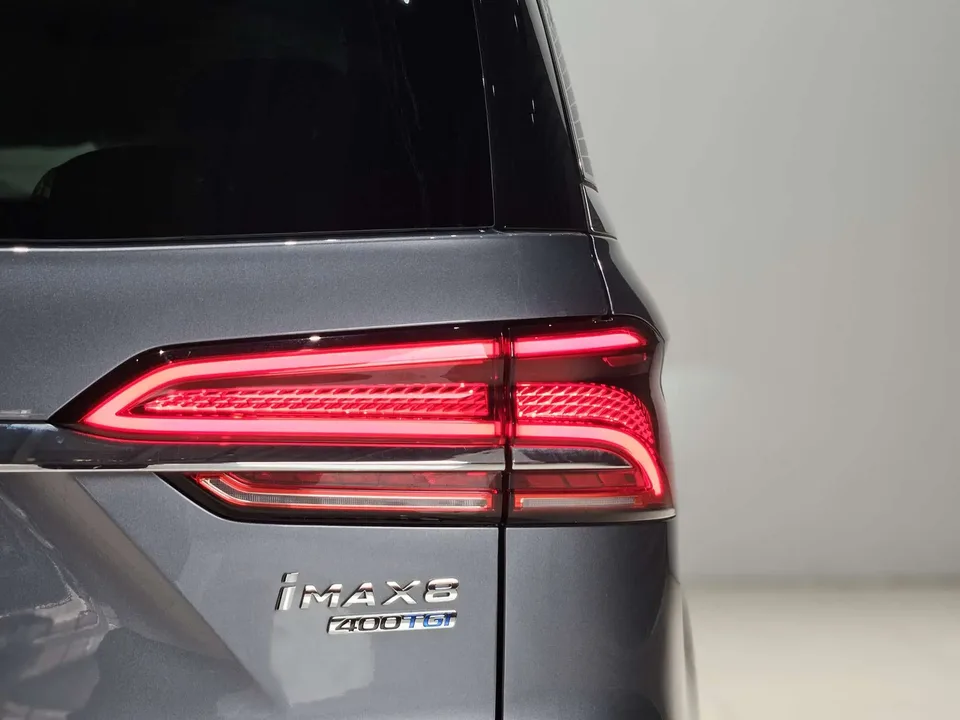 Roewe iMAX8 400TGI Comfort Edition 2025 — миниатюра 3