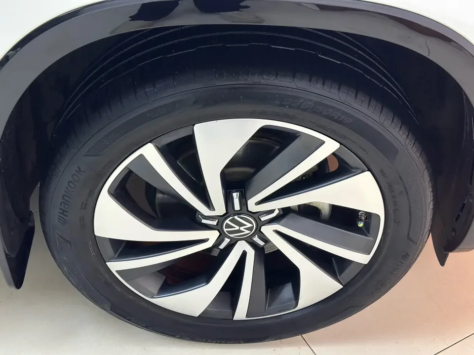 Volkswagen Tayron X Tanyue X 2023 330TSI 2WD Premium High-Energy Edition 2024 — миниатюра 4