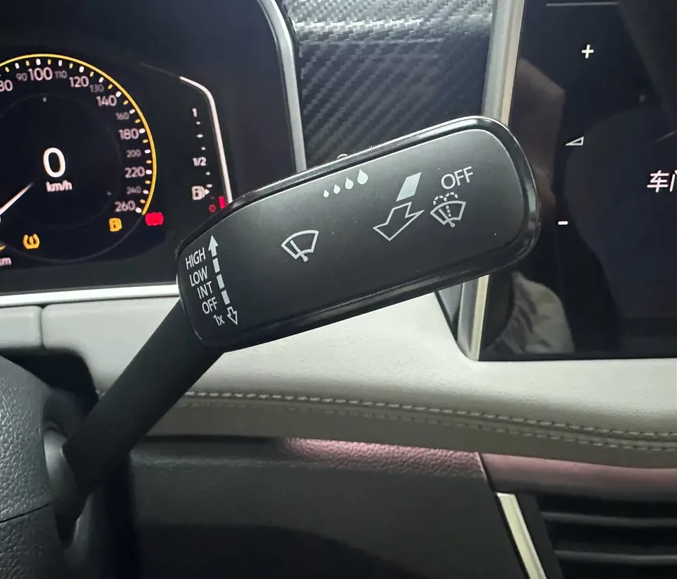 Volkswagen Tayron X Tanyue X 2023 330TSI 2WD Premium High-Energy Edition 2024 — миниатюра 5
