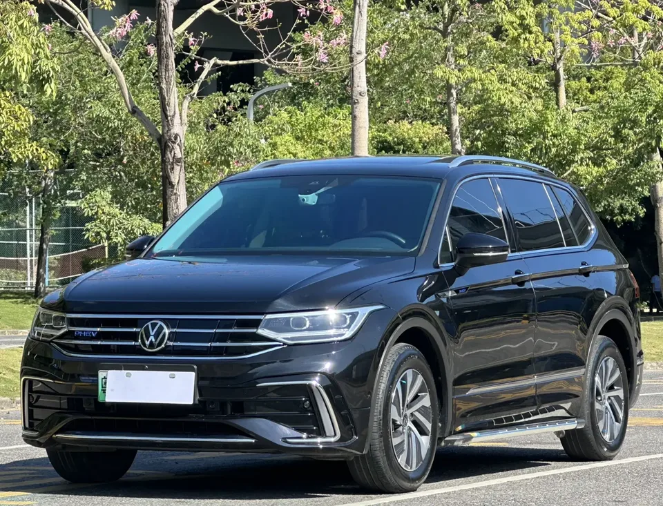 Volkswagen Tiguan L PHEV 2023