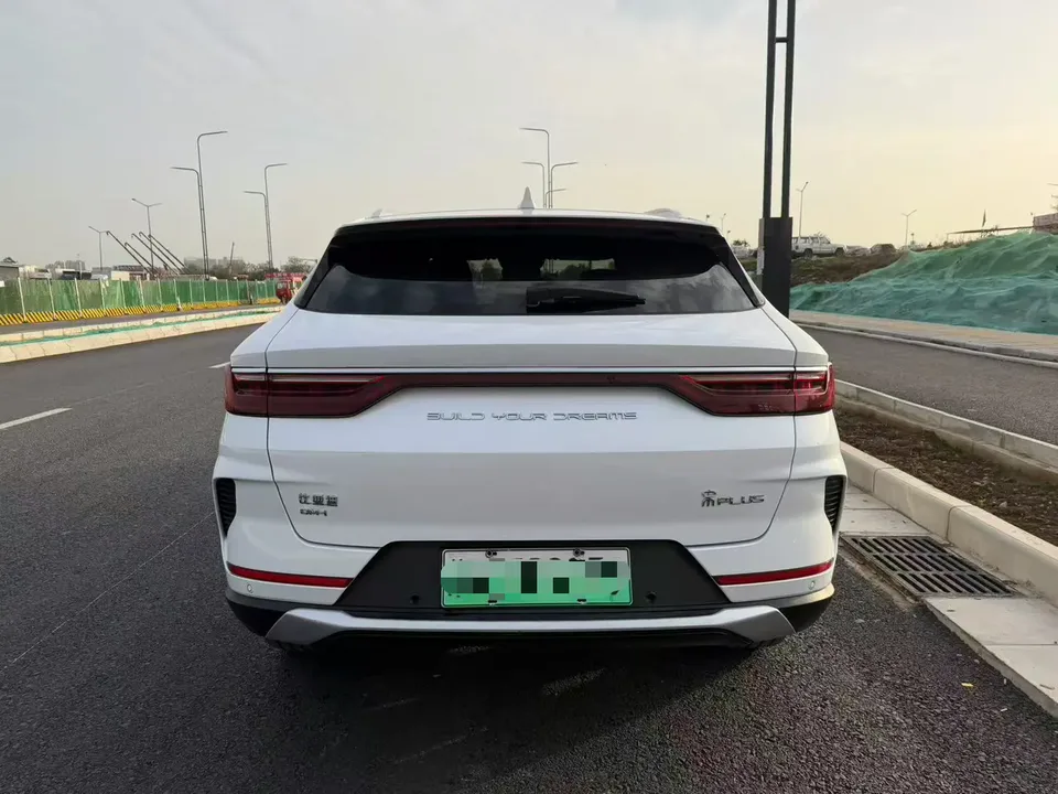 BYD Song PLUS DM DM-i 110KM 2WD flagship model 2023 — миниатюра 5