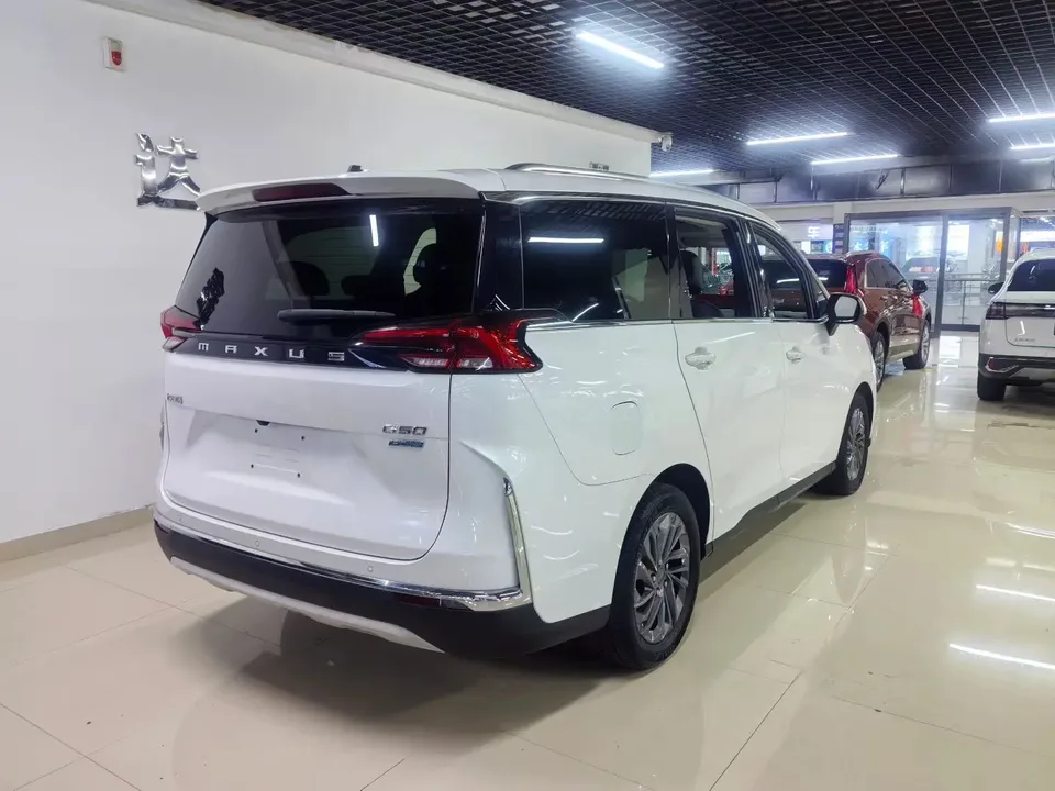 Maxus G50 Maxus G50 2023 PLUS 1.5T Automatic Escort Edition 2023 — миниатюра 2
