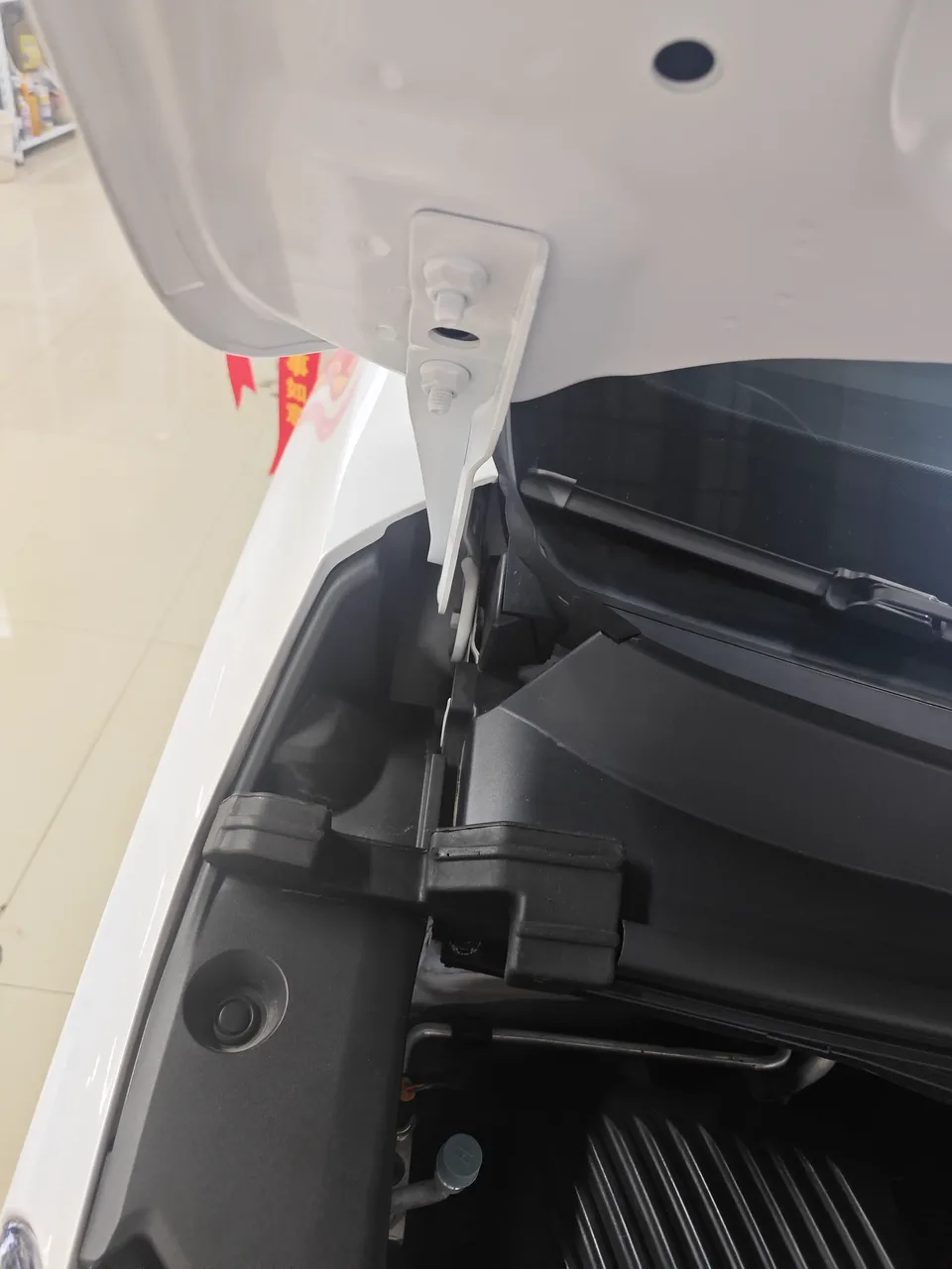 Maxus G50 Maxus G50 2023 PLUS 1.5T Automatic Escort Edition 2023 — миниатюра 4