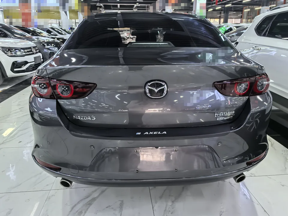 Mazda Axela 2.0L Automatic Elegant Edition 2023 — миниатюра 4