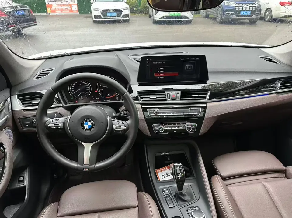 BMW X1 X1 2022 BMW X1 2022 sDrive25Li Leading Edition 2022 — thumbnail 5