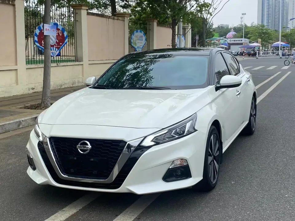 Nissan Altima Teana 2021 Teana 2021 2.0L XL Comfort Edition 2022 — photo 1, buy with delivery to Moscow