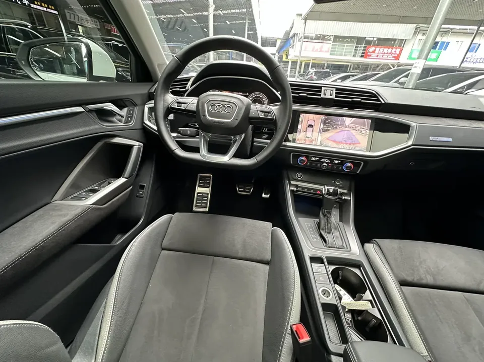 Audi Q3 Audi Q3 2022 40 TFSI Fashionable and Dynamic 2022 — миниатюра 5