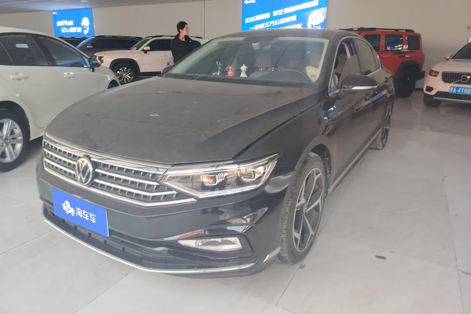 Volkswagen Magotan 2023