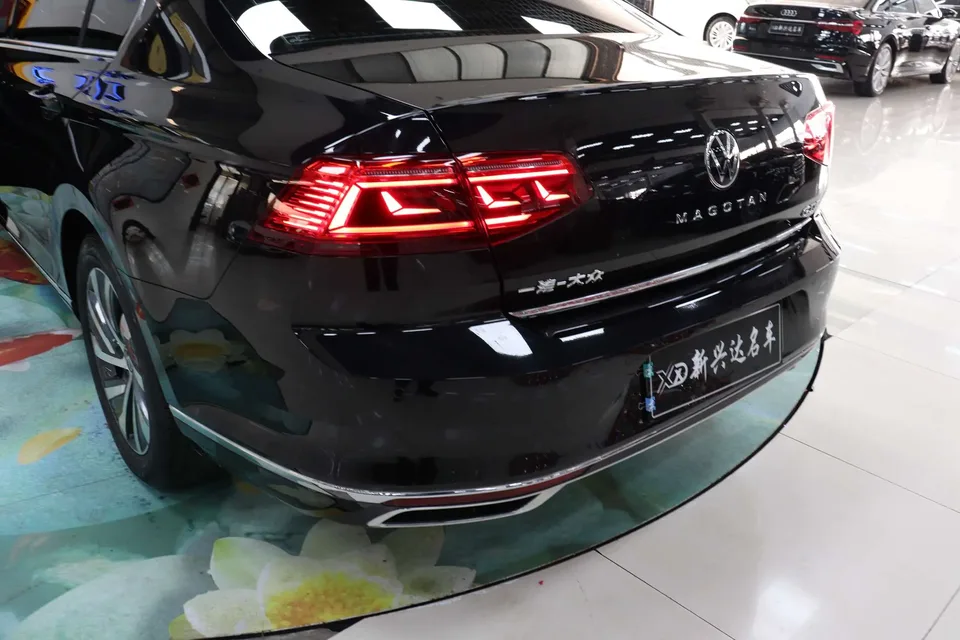 Volkswagen Magotan GTE plug-in hybrid Magotan GTE 2022 luxury model 2023 — миниатюра 4