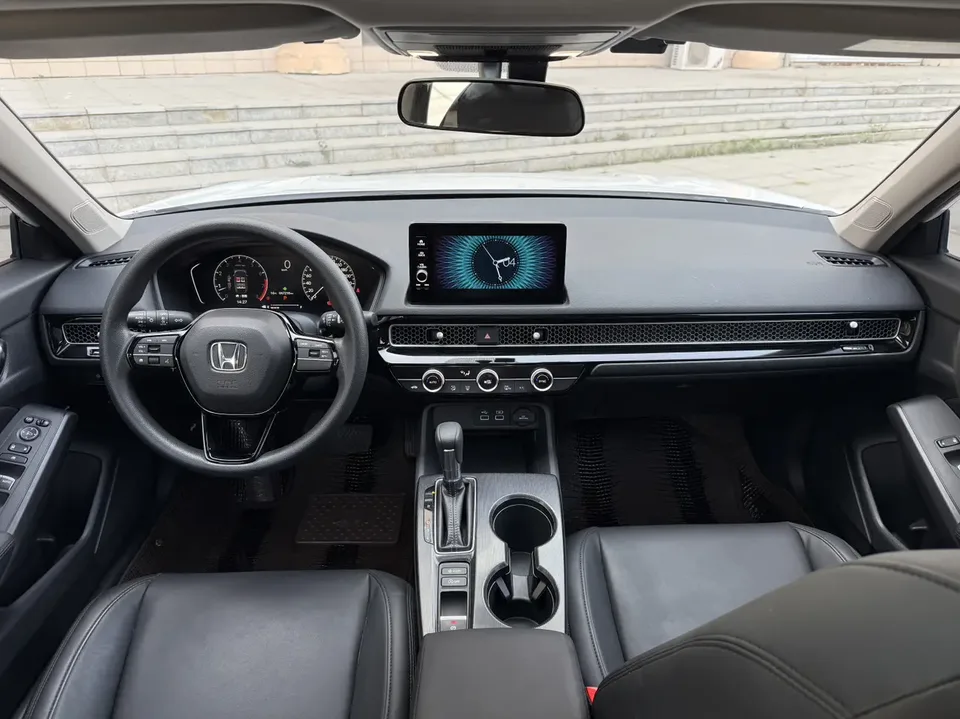 Honda CIVIC Civic 240TURBO CVT Sport Edition 2023 — миниатюра 2