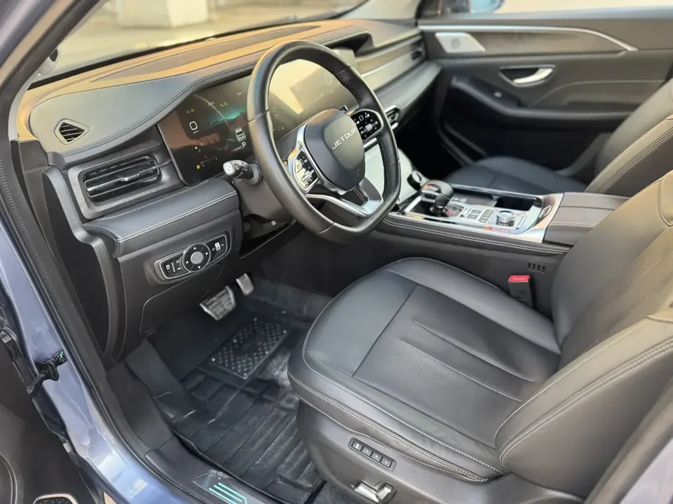 Jetour Jietu X90 Zilong 2.0T DCT Wushen Edition 7 Seaters 2022 — миниатюра 5