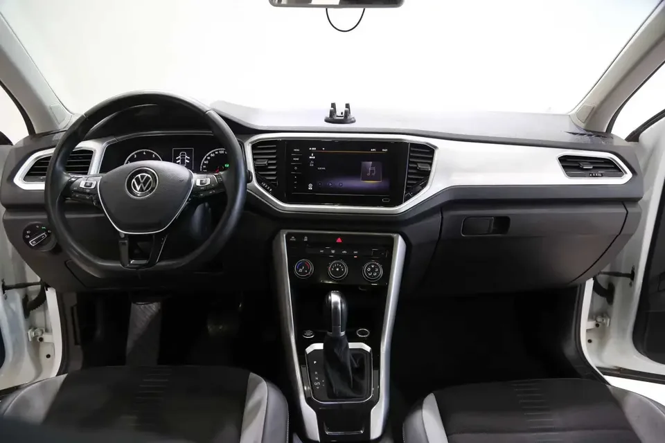 Volkswagen T-Roc Tanyue 280TSI DSG 2WD Elite PLUS 2022 — миниатюра 3