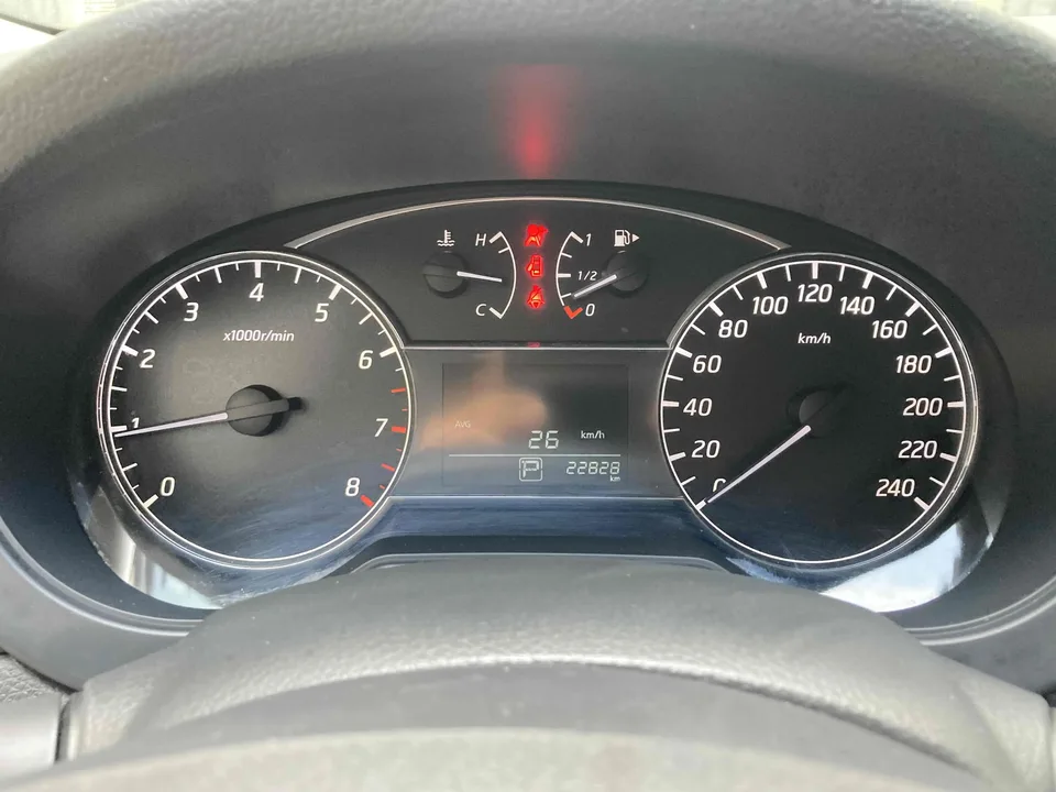 Nissan Tiida Tiida 2021 Tiida 2021 1.6L CVT Cool Edition 2022 — thumbnail 5