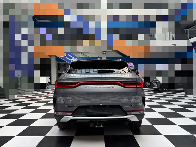 BYD Song PLUS DM DM-i 100KM 4WD flagship PLUS 2022 — миниатюра 2