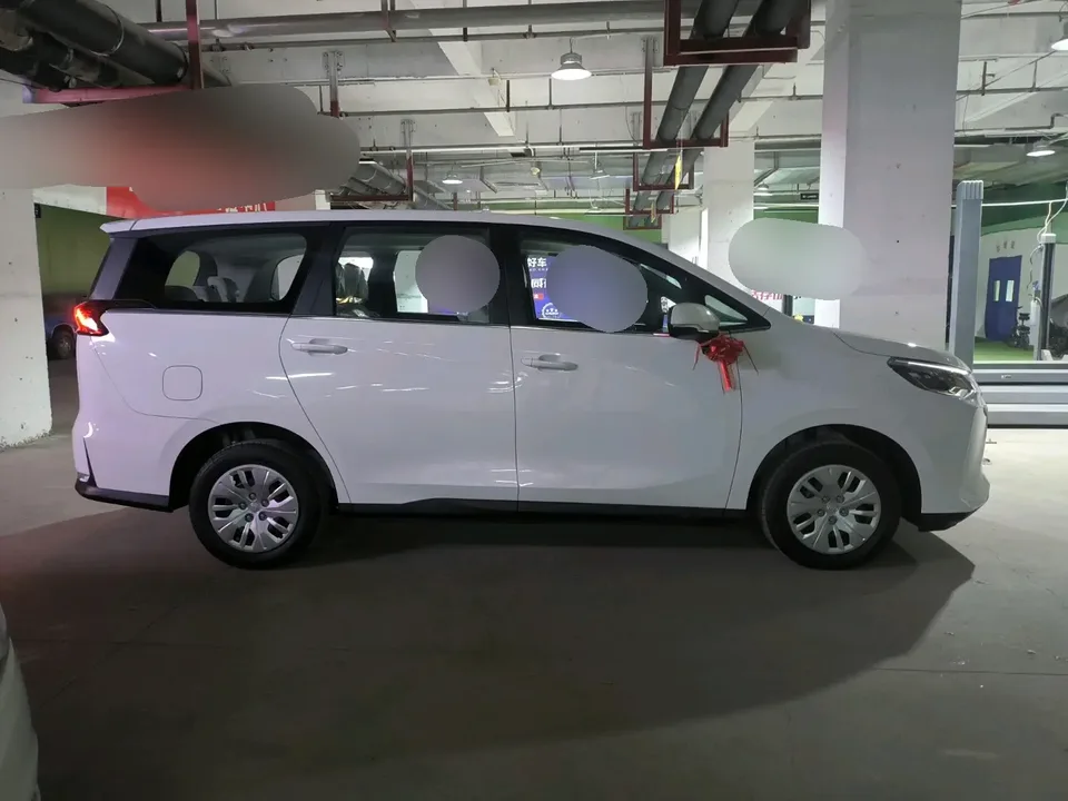 Maxus G50 Maxus G50 2024 1.5T Automatic Front-wheel Drive 7-seater Original Customized Edition 2025 — миниатюра 2