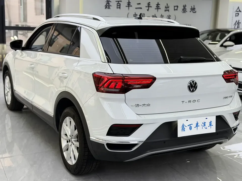 Volkswagen T-Roc Tange 280TSI DSG two-wheel drive comfort PLUS 2023 — миниатюра 4