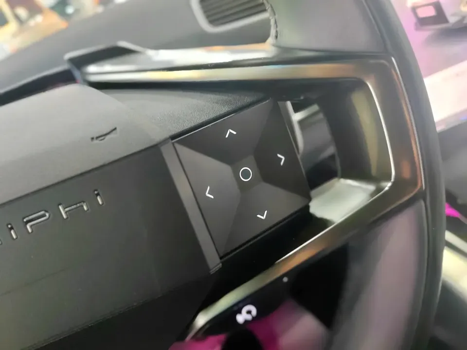 HiPhi Z HiPhi Z 2023 4-seat version 2023 — thumbnail 2