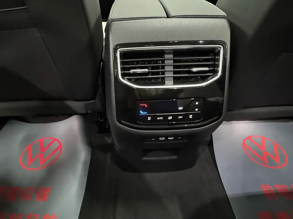 Volkswagen Talagon Lan Jing 2026 2026 Lanjing 450TSI 4WD Flagship Edition 6-seater 2025 — thumbnail 4