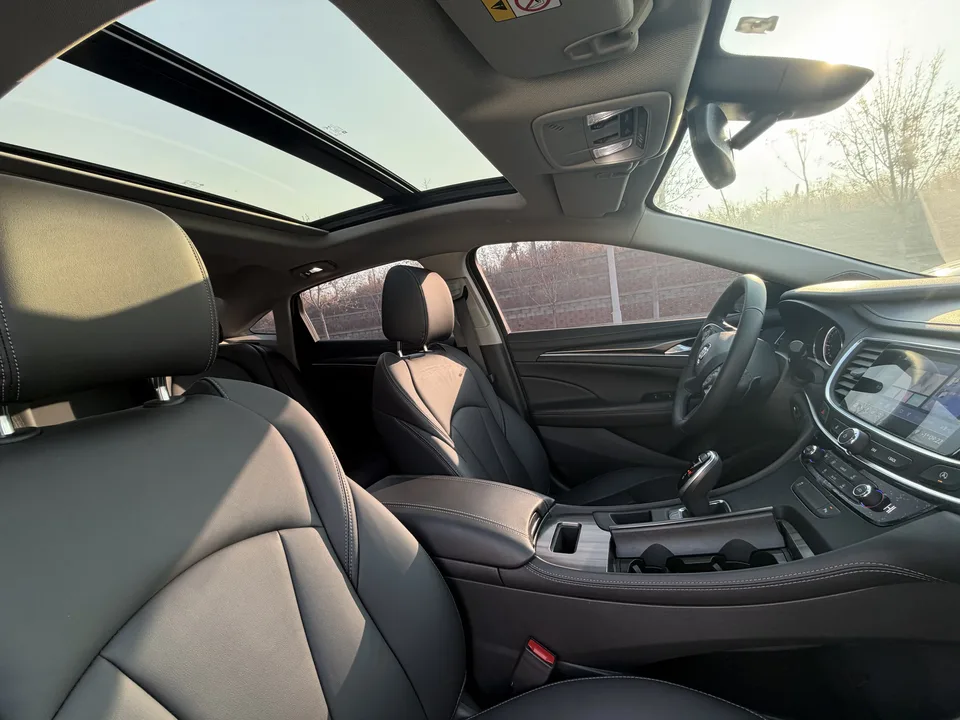 Buick LaCrosse LaCrosse 2021 552T Luxury 2022 — миниатюра 4